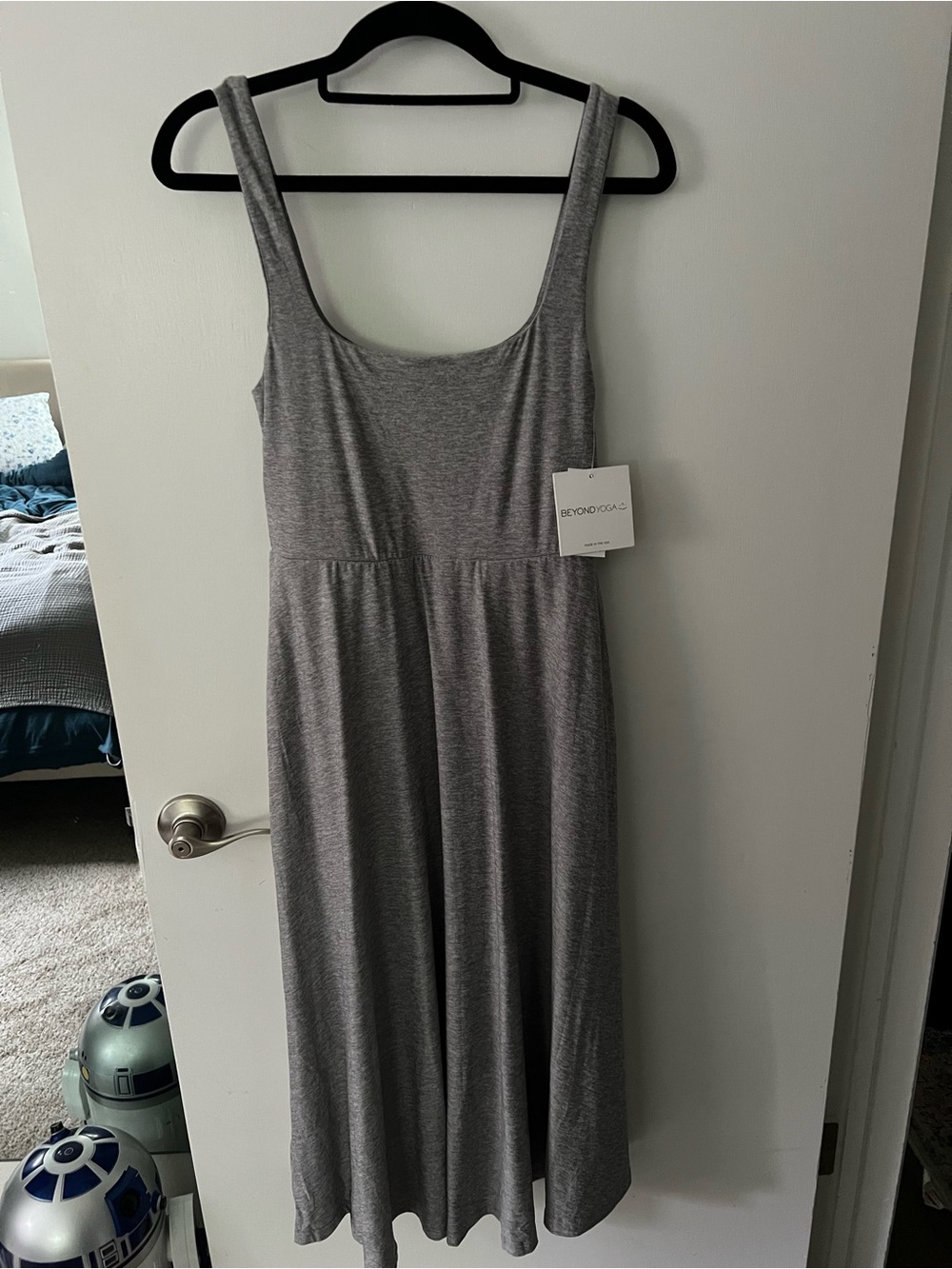 NWT - Beyond Yoga Featherweight At The Ready Dress size small